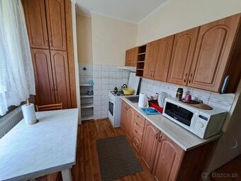 2 izbový byt s balkónom, Martin - Podháj