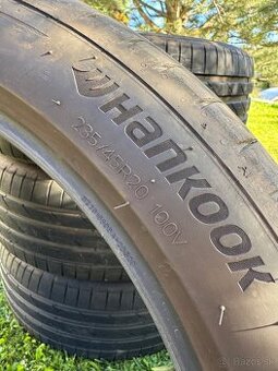 Letné Hankook Ventus Z Evo SUV 235/45/R20 100V
