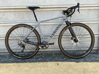 Bicykel Gravel Canyon Grizl CF SL 8 1by carbon