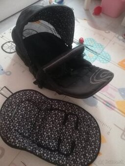 Kočík trojkombinácia, hlboký, športový plus vajicko