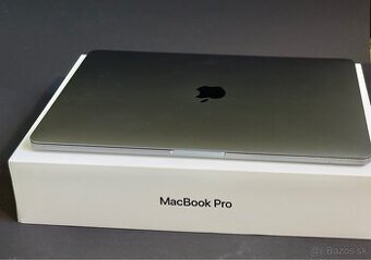 13-palcový Apple MacBook Pro 2017
