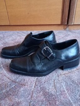 Dámske topánky č. 35