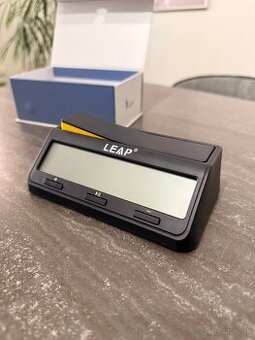 Šachové hodinky LEAP – digitálne