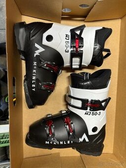 Dievčenské lyžiarky