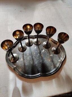 3 staré sady pohárov