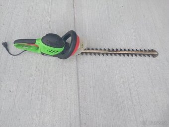 Predám elektrické nožnice na živý plot