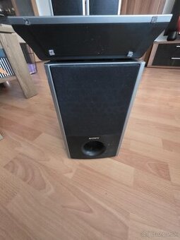 Predam reproduktory SONY-k domácemu kinu.