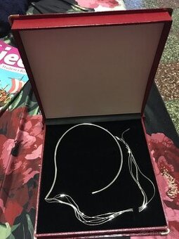 predam pravy strieborny nahrdelnik - nove, nepouzivane