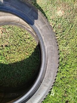 Zimná pneumatika 235/45 r 18