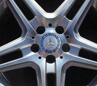 Stredové krytky - pukličky