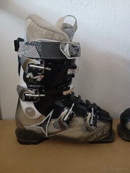 Velkost 38 a 39 - lyziarske topanky ATOMIC