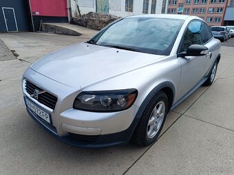 Volvo C30, 1,6 benzín,r .v. 4/2007, manual, 101 PS