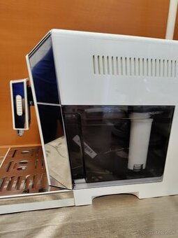 Kávovar Delonghi Eletta