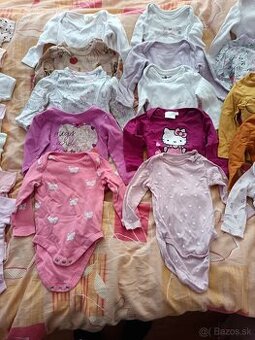 Balík oblečenia pre dievčatko