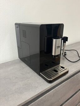 Predám automaticky kávovar Beko