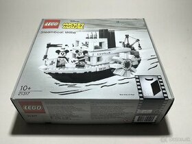 LEGO IDEAS 21317 Steamboat Willie