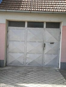 Kovová Brána / Dvere
