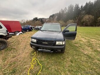 Opel frontra 2.0 dtl Rozpredam ma náhradné diely