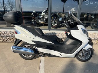 Suzuki Burgman 400