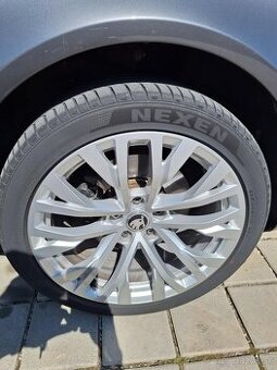 Sada orginál diskov Volkswagen 235/45 R18 NEXEN letné pneu