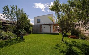 HĽADÁME RODINNÝ DOM NA PRENÁJOM – OKRES PRIEVIDZA