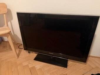 Predám televízor SAMSUNG