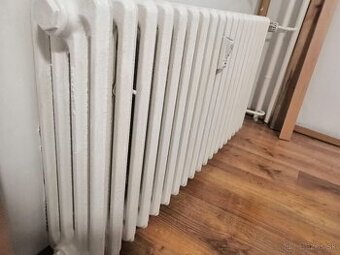 Liatinový radiator