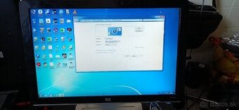Predam 22" lcd monitor HP W2216