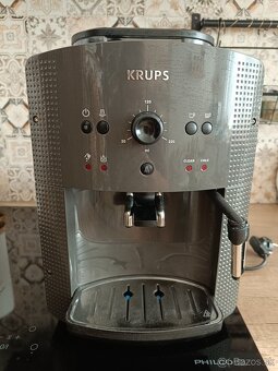 Espresso Kávovar Krups EA810B Essential