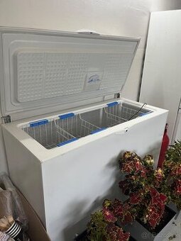 180l mrazak