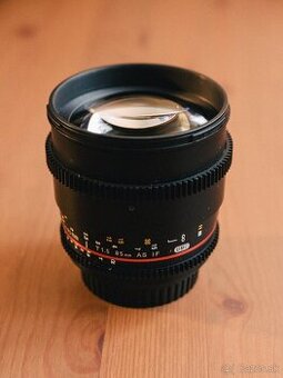 Samyang 85mm T1.5 - Canon EF
