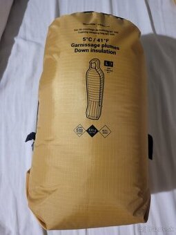 Trekingovy spaci vak