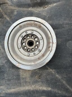 Zotrvačnik Audi A6 c7 automatická 7st prevodovka