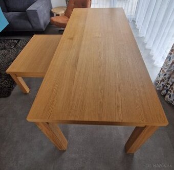 Jedálenský stôl s konferenčným stolíkom