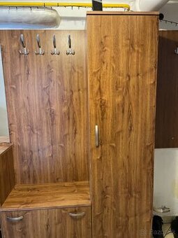 Šatníková stena+ skrinka na topánky