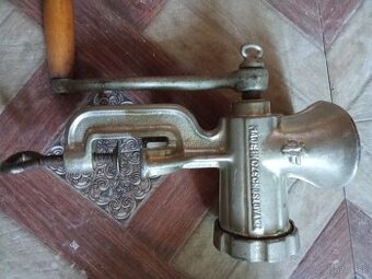 Mlynček na mäso 2 ks