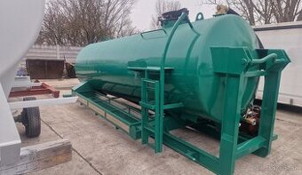 Predám cisternu 8,5 a 12 m3 na hákový nosič kont.