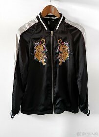 H&M Čierna letná bunda bomber sukajan s výšivkou tigra XS 34