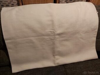 bielunka deka Larisa do kocika