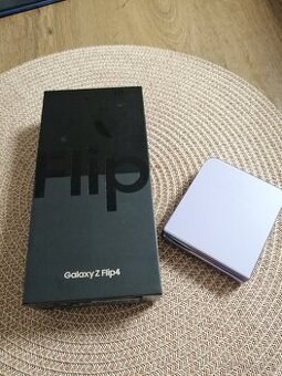 Samsung galaxy Z Flip 4