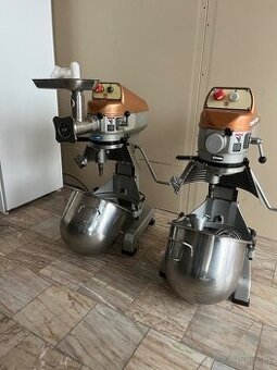 Kuchynský robot 20l