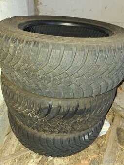 Predám Zimné Pneumatiky Falken 205/60 r 16 96 h