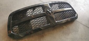Predna maska Dodge RAM