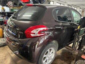 Rozpredám na náhradné diely Peugeot 208