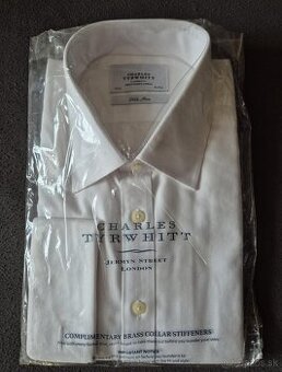 Predám novú pánsku oblekovú košeľu s kravatou a gombíkmi