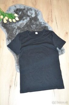 Čierne tričko, veľkosť L, NOVÉ