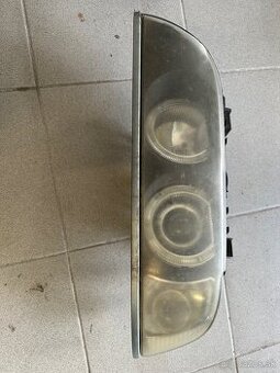 Lišty pod svetla pre E39
