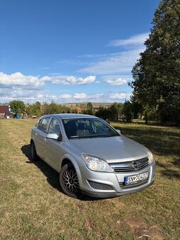 Opel Astra H 1.4 66 kW benzín, r. 2007