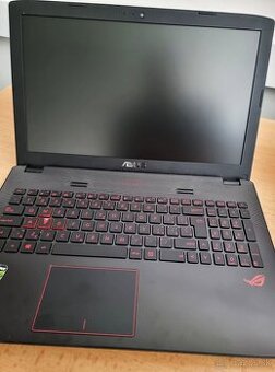 Predám herný notebook Asus ROG