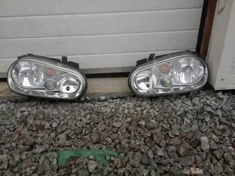 Golf 4 svetla